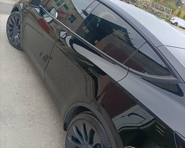 Тесла Model Y 2024 в Тернополе на Automoto.ua Черный Тесла Model Y, объемом двигателя 0 л и пробегом 13 тыс. км за 33500 $, фото 16 на Automoto.ua