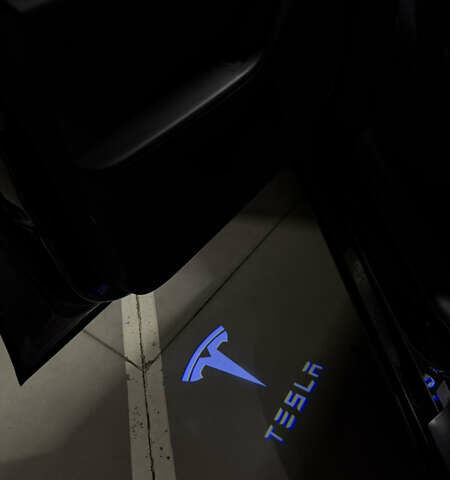 Чорний Тесла Model Y, об'ємом двигуна 0 л та пробігом 26 тис. км за 35000 $, фото 9 на Automoto.ua