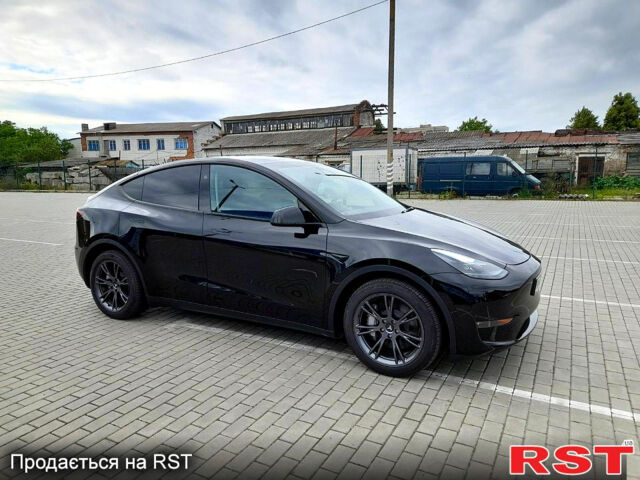 Чорний Тесла Model Y, об'ємом двигуна 0 л та пробігом 9 тис. км за 33000 $, фото 3 на Automoto.ua
