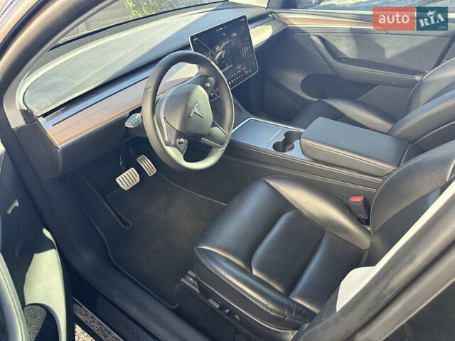 Чорний Тесла Model Y, об'ємом двигуна 0 л та пробігом 11 тис. км за 32500 $, фото 7 на Automoto.ua