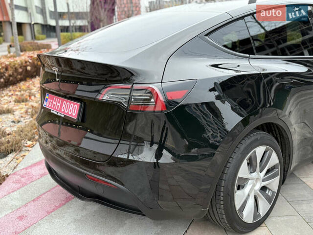 Черный Тесла Model Y, объемом двигателя 0 л и пробегом 48 тыс. км за 31500 $, фото 13 на Automoto.ua