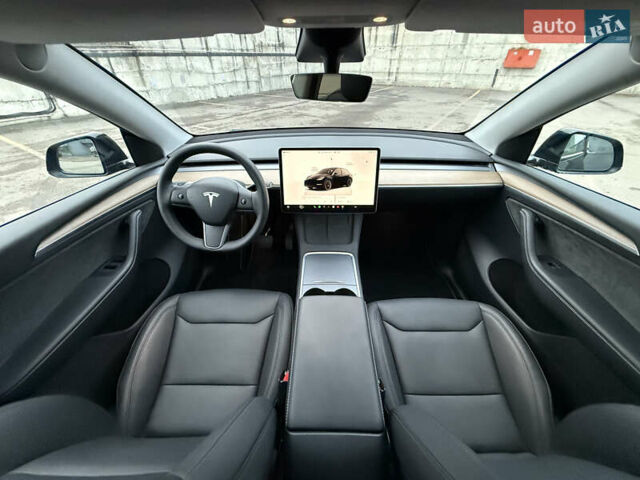 Черный Тесла Model Y, объемом двигателя 0 л и пробегом 19 тыс. км за 36500 $, фото 58 на Automoto.ua
