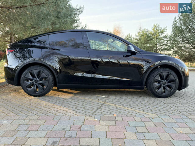 Черный Тесла Model Y, объемом двигателя 0 л и пробегом 4 тыс. км за 29800 $, фото 14 на Automoto.ua
