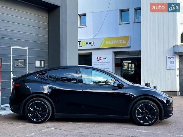 Чорний Тесла Model Y, об'ємом двигуна 0 л та пробігом 33 тис. км за 32999 $, фото 10 на Automoto.ua