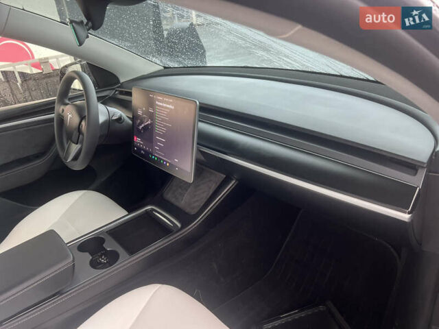Черный Тесла Model Y, объемом двигателя 0 л и пробегом 24 тыс. км за 33000 $, фото 24 на Automoto.ua