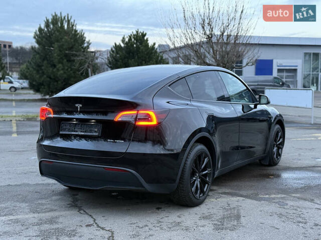 Черный Тесла Model Y, объемом двигателя 0 л и пробегом 19 тыс. км за 36500 $, фото 95 на Automoto.ua