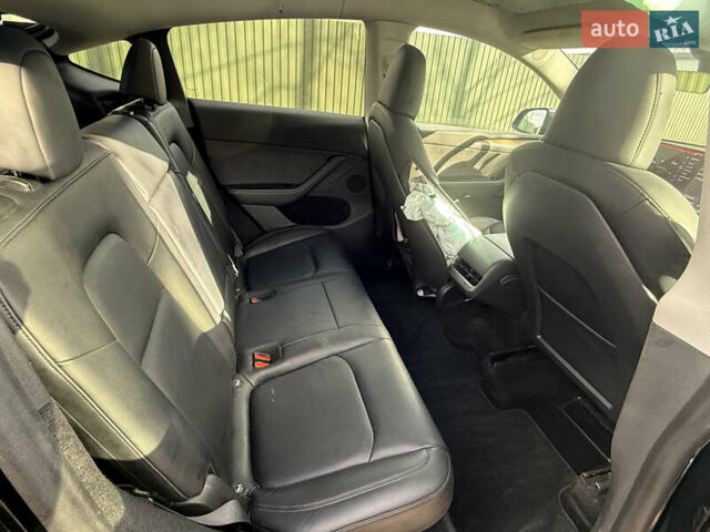 Черный Тесла Model Y, объемом двигателя 0 л и пробегом 70 тыс. км за 14900 $, фото 11 на Automoto.ua