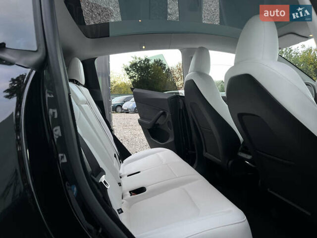 Черный Тесла Model Y, объемом двигателя 0 л и пробегом 1 тыс. км за 36000 $, фото 16 на Automoto.ua