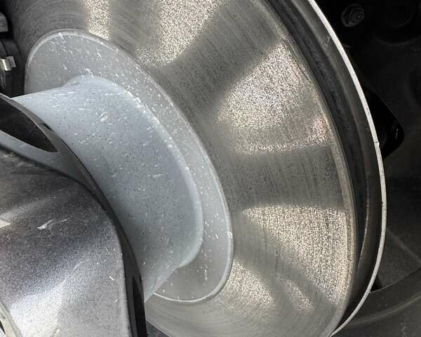 Черный Тесла Model Y, объемом двигателя 0 л и пробегом 14 тыс. км за 27500 $, фото 23 на Automoto.ua