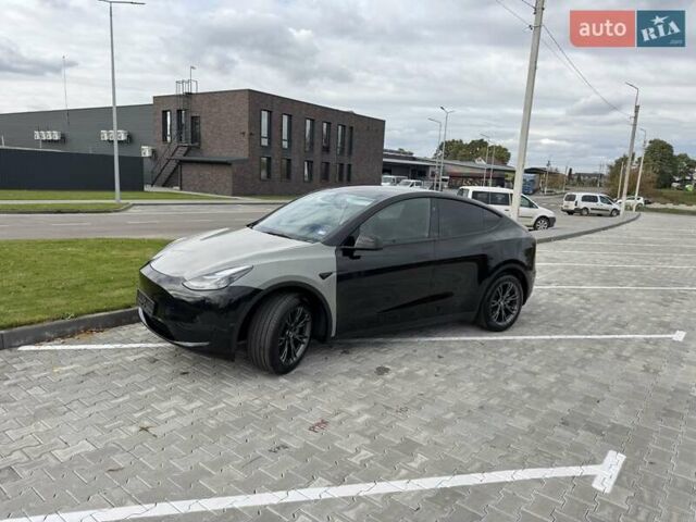 Черный Тесла Model Y, объемом двигателя 0 л и пробегом 14 тыс. км за 27500 $, фото 46 на Automoto.ua