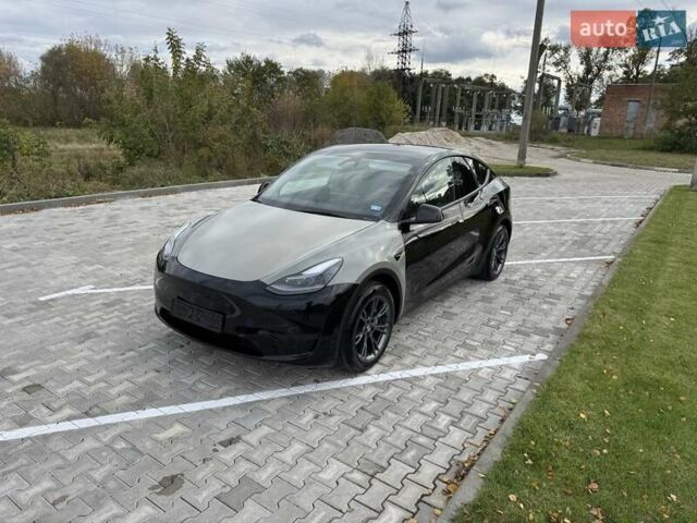 Черный Тесла Model Y, объемом двигателя 0 л и пробегом 14 тыс. км за 27500 $, фото 39 на Automoto.ua