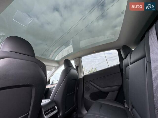 Черный Тесла Model Y, объемом двигателя 0 л и пробегом 14 тыс. км за 27500 $, фото 8 на Automoto.ua