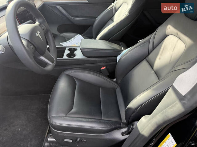 Черный Тесла Model Y, объемом двигателя 0 л и пробегом 70 тыс. км за 14900 $, фото 9 на Automoto.ua