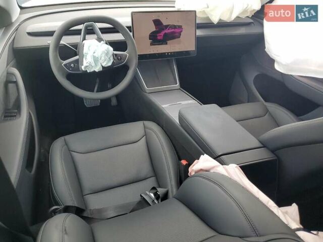 Черный Тесла Model Y, объемом двигателя 0 л и пробегом 1 тыс. км за 43000 $, фото 7 на Automoto.ua