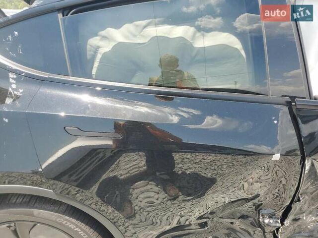 Черный Тесла Model Y, объемом двигателя 0 л и пробегом 1 тыс. км за 43000 $, фото 10 на Automoto.ua