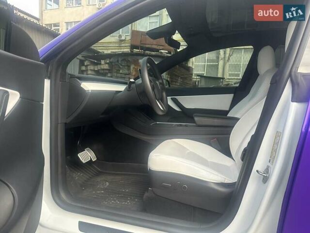 Фиолетовый Тесла Model Y, объемом двигателя 0 л и пробегом 29 тыс. км за 33000 $, фото 8 на Automoto.ua