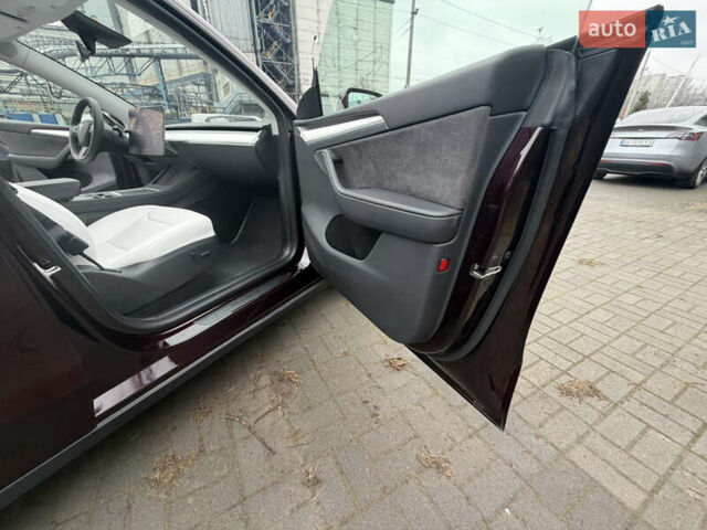 Фиолетовый Тесла Model Y, объемом двигателя 0 л и пробегом 44 тыс. км за 32000 $, фото 20 на Automoto.ua