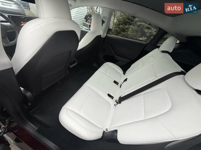 Фиолетовый Тесла Model Y, объемом двигателя 0 л и пробегом 44 тыс. км за 32000 $, фото 24 на Automoto.ua