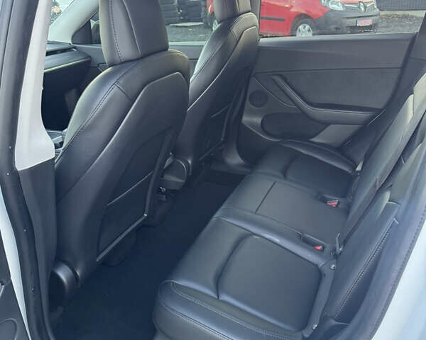 Коричневый Тесла Model Y, объемом двигателя 0 л и пробегом 84 тыс. км за 24990 $, фото 19 на Automoto.ua