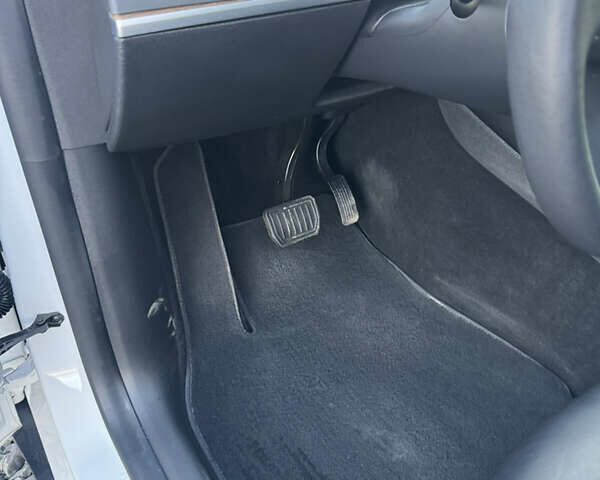 Коричневый Тесла Model Y, объемом двигателя 0 л и пробегом 84 тыс. км за 24990 $, фото 15 на Automoto.ua