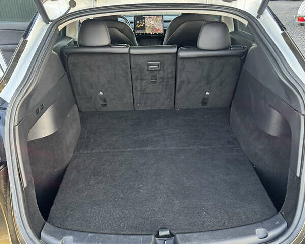 Коричневый Тесла Model Y, объемом двигателя 0 л и пробегом 84 тыс. км за 24990 $, фото 17 на Automoto.ua