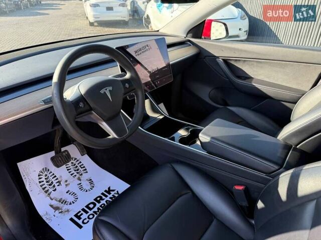 Красный Тесла Model Y, объемом двигателя 0 л и пробегом 139 тыс. км за 20300 $, фото 6 на Automoto.ua