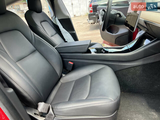 Червоний Тесла Model Y, об'ємом двигуна 0 л та пробігом 18 тис. км за 17900 $, фото 10 на Automoto.ua