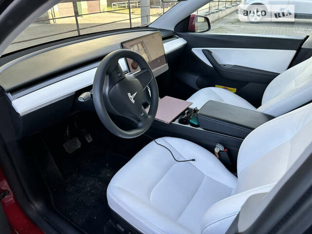 Красный Тесла Model Y, объемом двигателя 0 л и пробегом 45 тыс. км за 32500 $, фото 12 на Automoto.ua