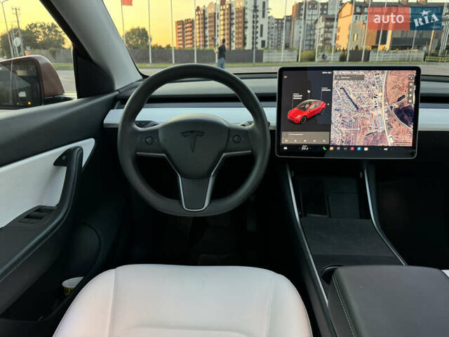 Червоний Тесла Model Y, об'ємом двигуна 0 л та пробігом 54 тис. км за 27500 $, фото 21 на Automoto.ua