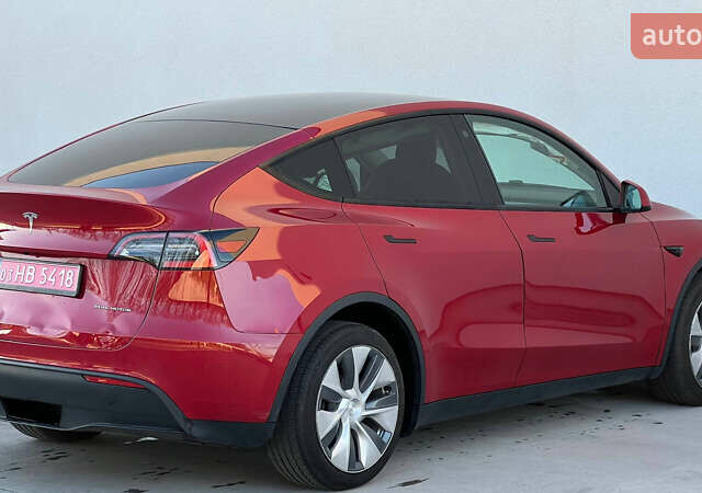 Красный Тесла Model Y, объемом двигателя 0 л и пробегом 64 тыс. км за 18400 $, фото 6 на Automoto.ua