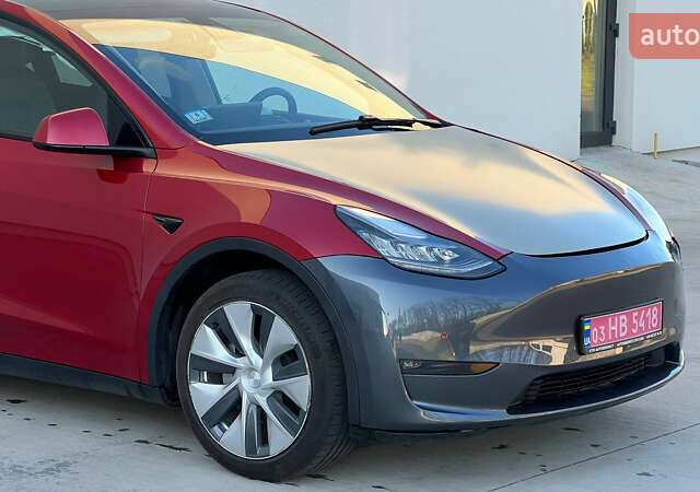 Красный Тесла Model Y, объемом двигателя 0 л и пробегом 64 тыс. км за 18400 $, фото 3 на Automoto.ua