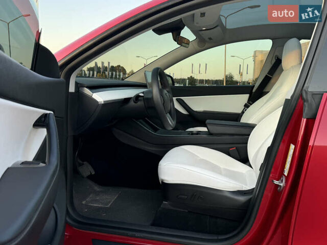 Червоний Тесла Model Y, об'ємом двигуна 0 л та пробігом 54 тис. км за 27500 $, фото 15 на Automoto.ua