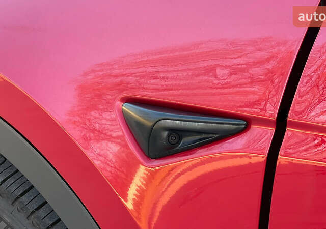 Красный Тесла Model Y, объемом двигателя 0 л и пробегом 64 тыс. км за 18400 $, фото 9 на Automoto.ua