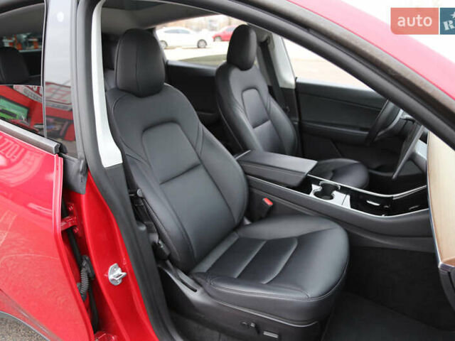 Красный Тесла Model Y, объемом двигателя 0 л и пробегом 52 тыс. км за 22700 $, фото 14 на Automoto.ua