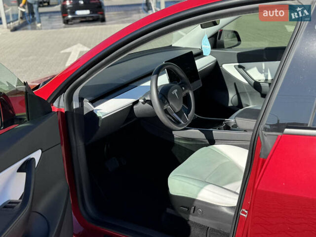 Червоний Тесла Model Y, об'ємом двигуна 0 л та пробігом 160 тис. км за 23500 $, фото 14 на Automoto.ua
