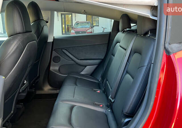 Красный Тесла Model Y, объемом двигателя 0 л и пробегом 64 тыс. км за 18400 $, фото 20 на Automoto.ua