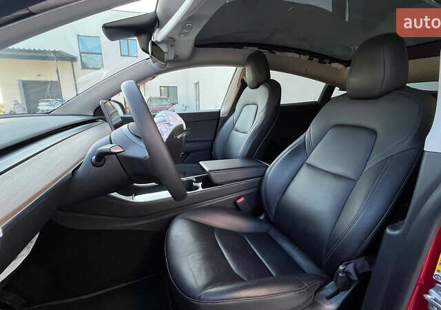 Красный Тесла Model Y, объемом двигателя 0 л и пробегом 64 тыс. км за 18400 $, фото 22 на Automoto.ua