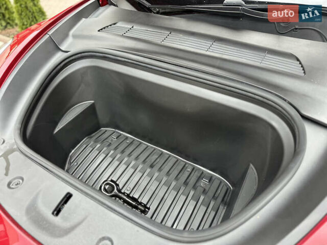 Красный Тесла Model Y, объемом двигателя 0 л и пробегом 157 тыс. км за 21300 $, фото 26 на Automoto.ua