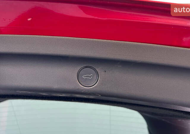 Красный Тесла Model Y, объемом двигателя 0 л и пробегом 64 тыс. км за 18400 $, фото 11 на Automoto.ua