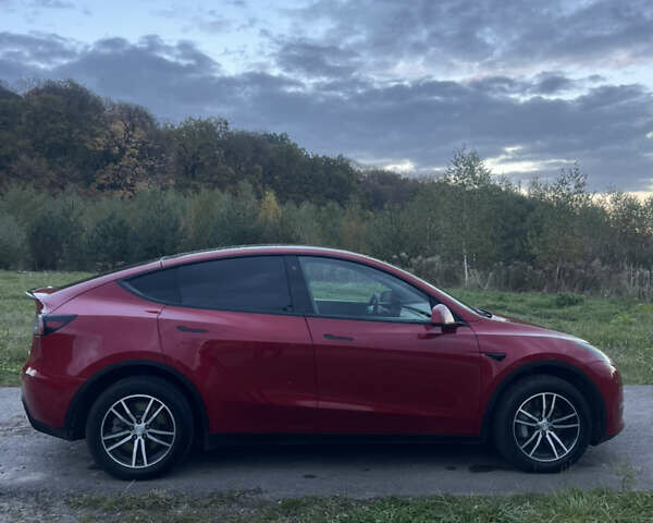 Красный Тесла Model Y, объемом двигателя 0 л и пробегом 98 тыс. км за 24000 $, фото 5 на Automoto.ua