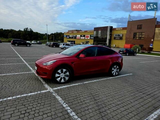 Красный Тесла Model Y, объемом двигателя 0 л и пробегом 130 тыс. км за 22900 $, фото 1 на Automoto.ua