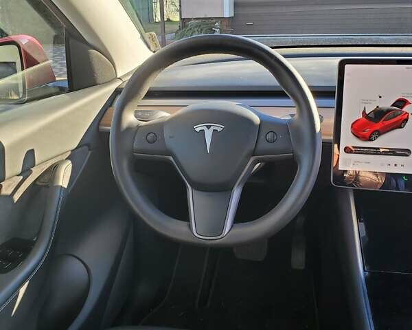 Красный Тесла Model Y, объемом двигателя 0 л и пробегом 52 тыс. км за 24600 $, фото 13 на Automoto.ua