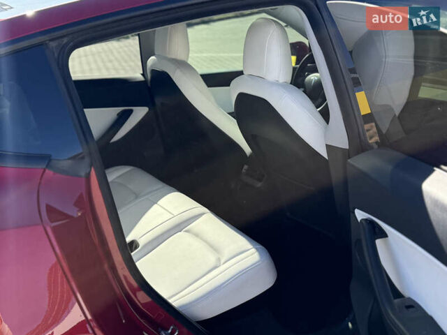 Червоний Тесла Model Y, об'ємом двигуна 0 л та пробігом 160 тис. км за 23500 $, фото 17 на Automoto.ua