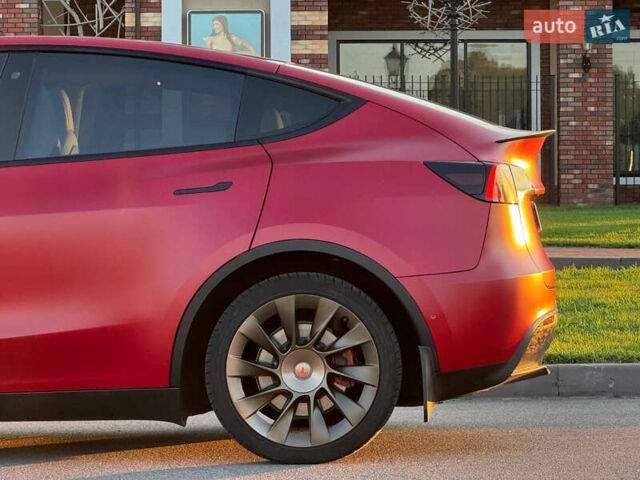 Червоний Тесла Model Y, об'ємом двигуна 0 л та пробігом 80 тис. км за 25900 $, фото 7 на Automoto.ua