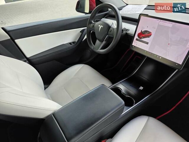 Красный Тесла Model Y, объемом двигателя 0 л и пробегом 72 тыс. км за 22999 $, фото 51 на Automoto.ua