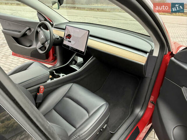 Красный Тесла Model Y, объемом двигателя 0 л и пробегом 80 тыс. км за 21500 $, фото 10 на Automoto.ua
