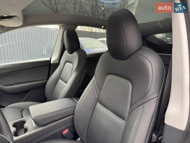 Красный Тесла Model Y, объемом двигателя 0 л и пробегом 69 тыс. км за 22900 $, фото 19 на Automoto.ua