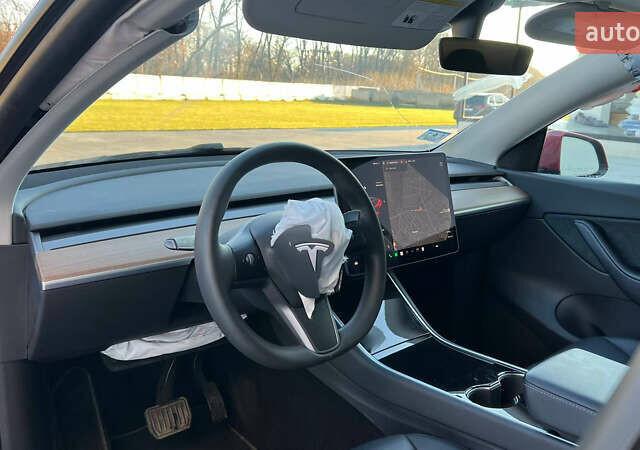 Красный Тесла Model Y, объемом двигателя 0 л и пробегом 64 тыс. км за 18400 $, фото 18 на Automoto.ua
