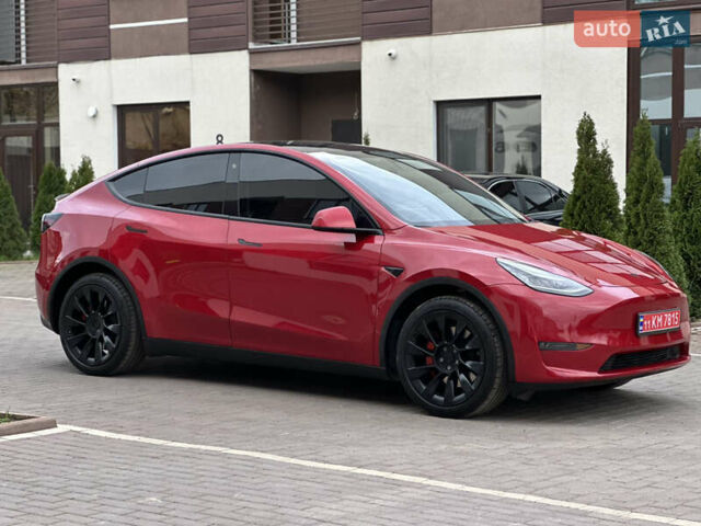 Красный Тесла Model Y, объемом двигателя 0 л и пробегом 157 тыс. км за 21300 $, фото 3 на Automoto.ua