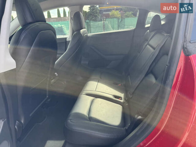 Червоний Тесла Model Y, об'ємом двигуна 0 л та пробігом 60 тис. км за 28500 $, фото 9 на Automoto.ua